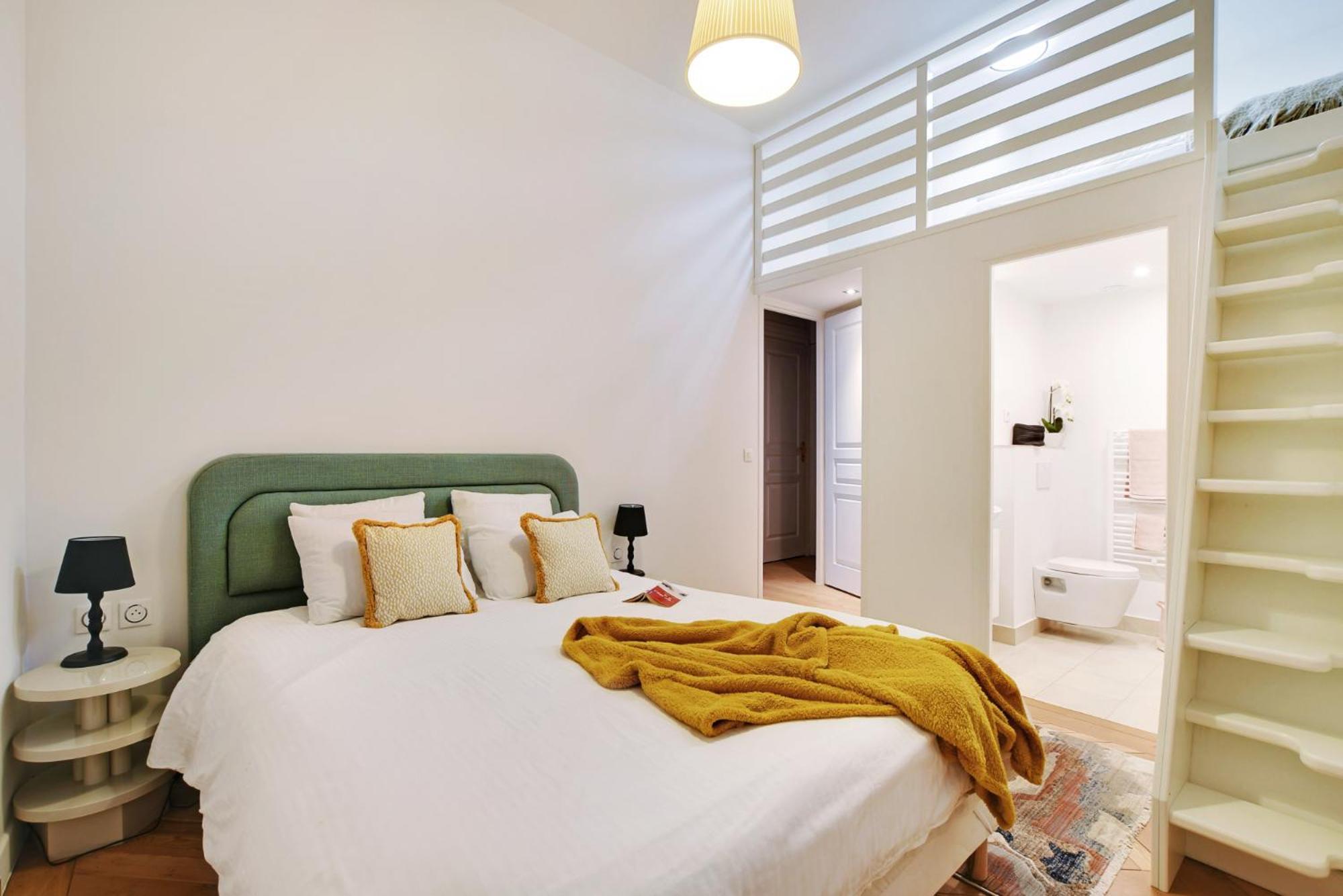 Luxury Paris, Paisible, 2 Chambres, Toute Commodites Appartamento